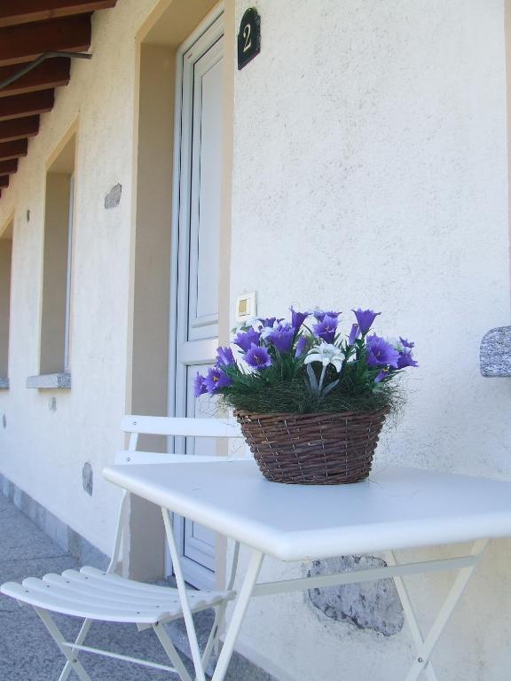 Villa Edy Apartments Tremezzina الغرفة الصورة